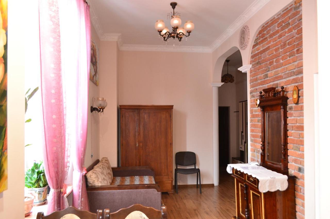 Apartment On Shevchenka Boulevard Ternopil Exterior foto